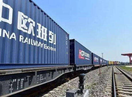 “空鐵陸?！倍嗍铰?lián)運(yùn)，河南正走在開(kāi)放的前沿